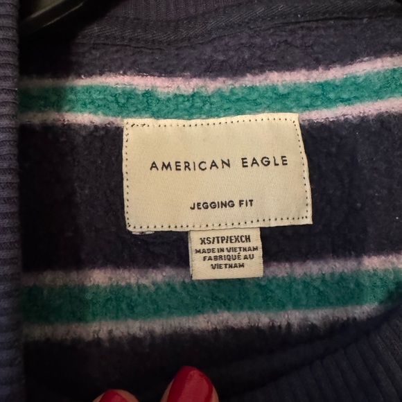 ✨AMERICAN EAGLE PULLOVER - Picture 2 of 6